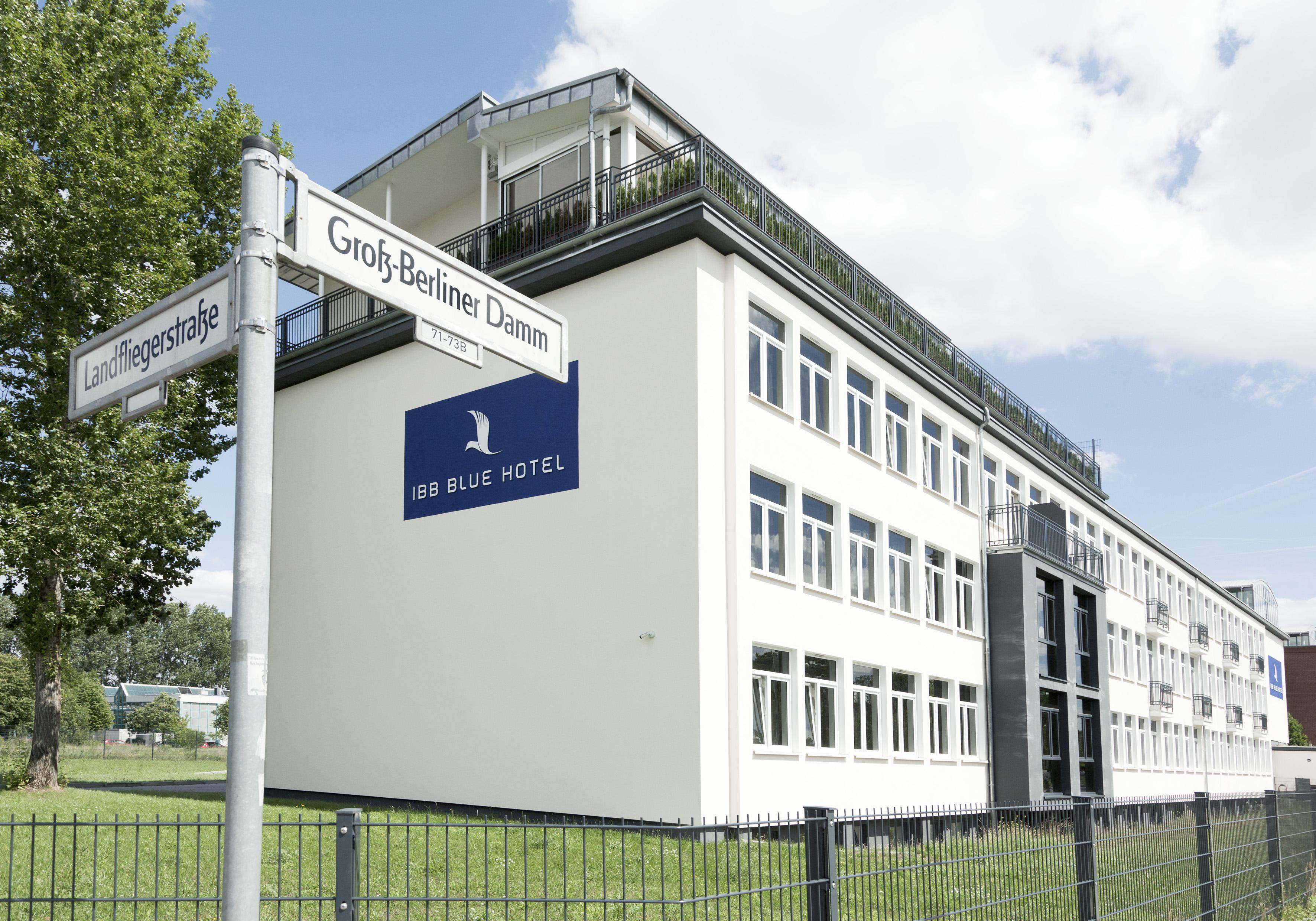 B&B Hotel Berlin-Adlershof Exterior photo